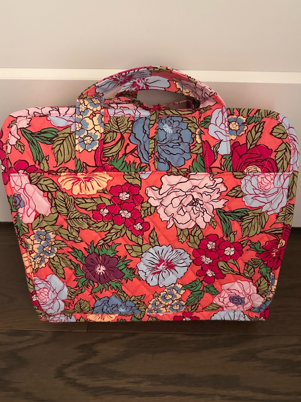 Vera Bradley Essential Grand Hanging Organizer NWT